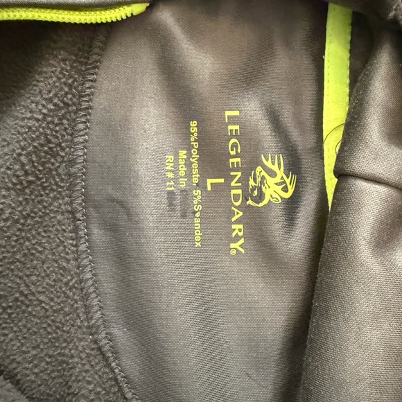 Legendary Whitetails zip up - Picture 3 of 4